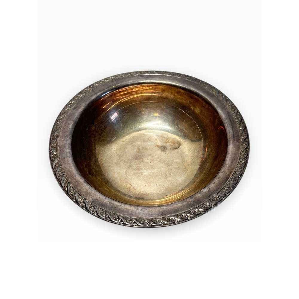 Rogers & Son Footed Bowl 10.25in Silver Plated Spring Flower 2062 Ornate